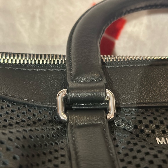 Michael Kors Libby Large Perforated Leather Travel Tote Bag (Black) - Picture 4 of 14